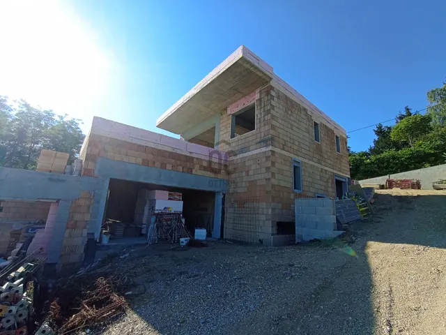 Eladó ház Győrújbarát 155 nm