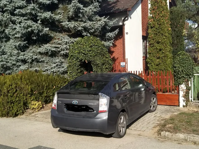 Eladó ház Tényő 170 nm