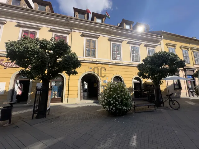 Eladó lakás Győr 76 nm