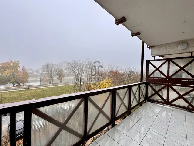 Eladó lakás Győr, Révfalu 72 nm