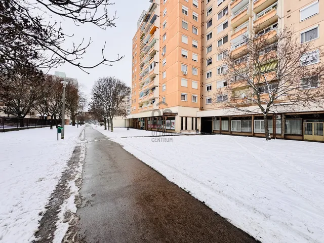 Eladó lakás Győr 53 nm