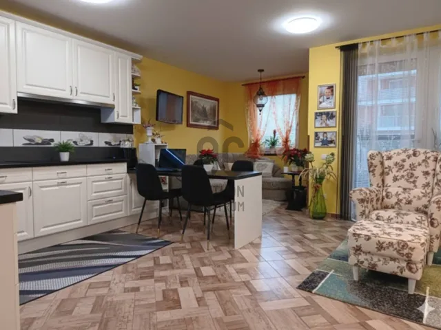 Eladó lakás Győr 35 nm