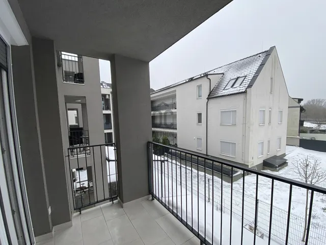 Eladó lakás Győr, Révfalu 56 nm