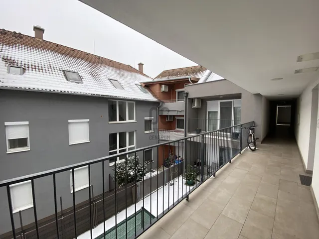 Eladó lakás Győr, Révfalu 56 nm