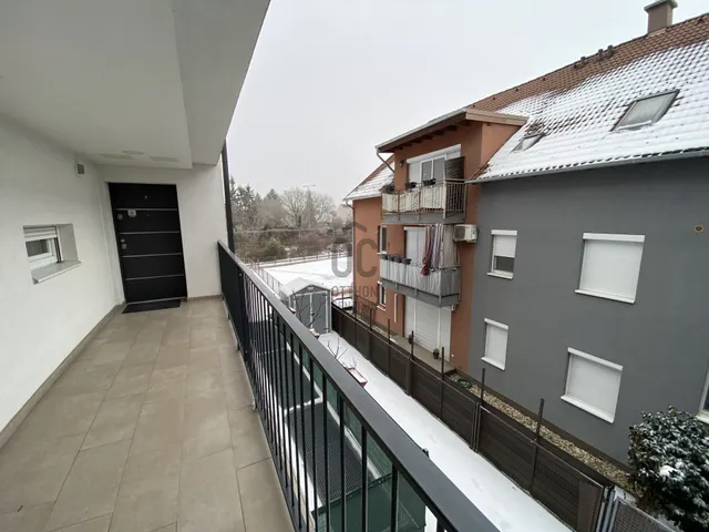 Eladó lakás Győr, Révfalu 56 nm