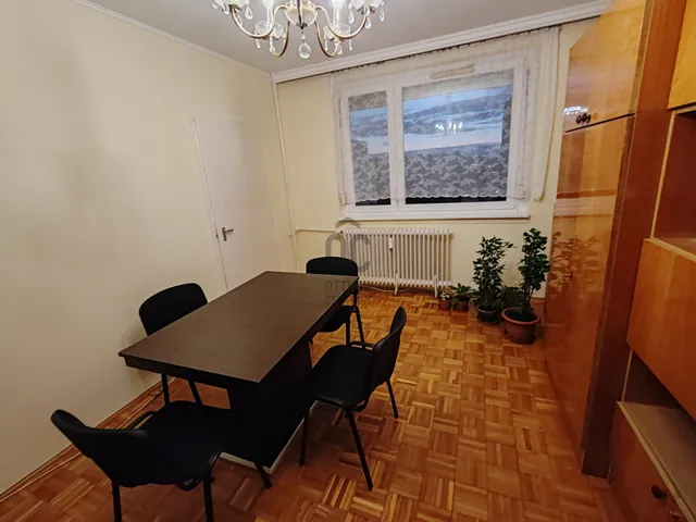 Eladó lakás Győr, Nádorváros 37 nm