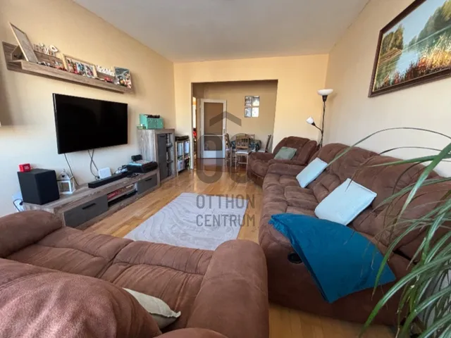 Eladó lakás Győr, Adyváros 62 nm