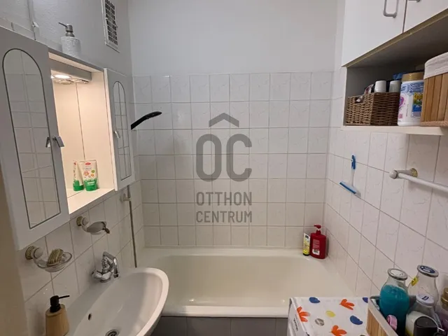 Eladó lakás Győr, Adyváros 62 nm