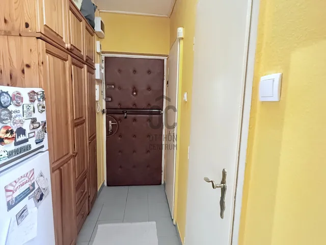 Eladó lakás Győr, Adyváros 62 nm