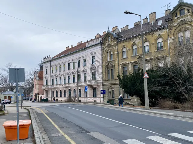 Eladó lakás Győr 60 nm