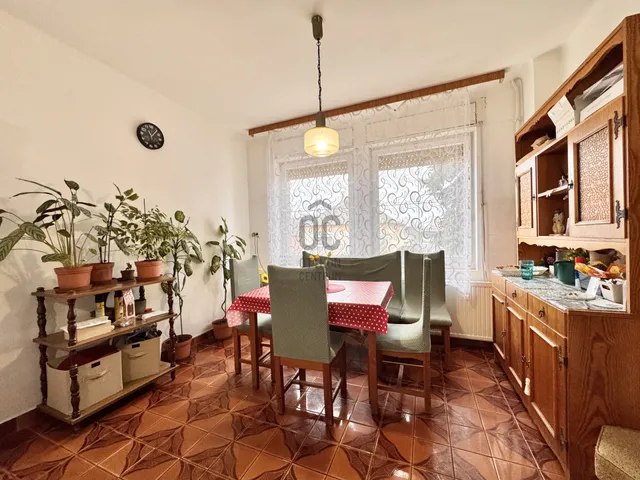 Eladó ház Győrzámoly 171 nm