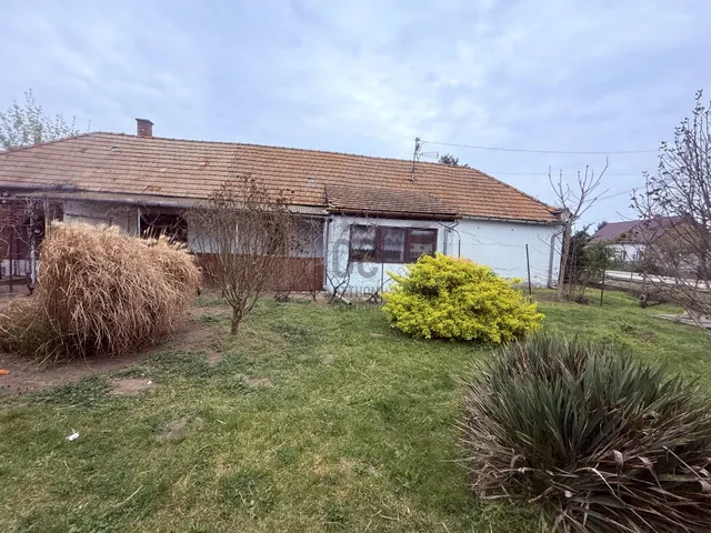 Eladó ház Mórichida 77 nm