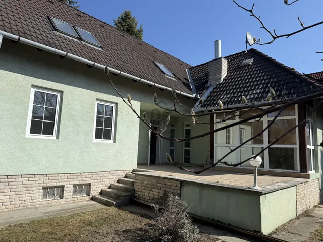 Eladó ház Győr, Révfalu 135 nm