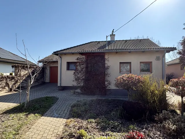 Eladó ház Vámosszabadi 121 nm