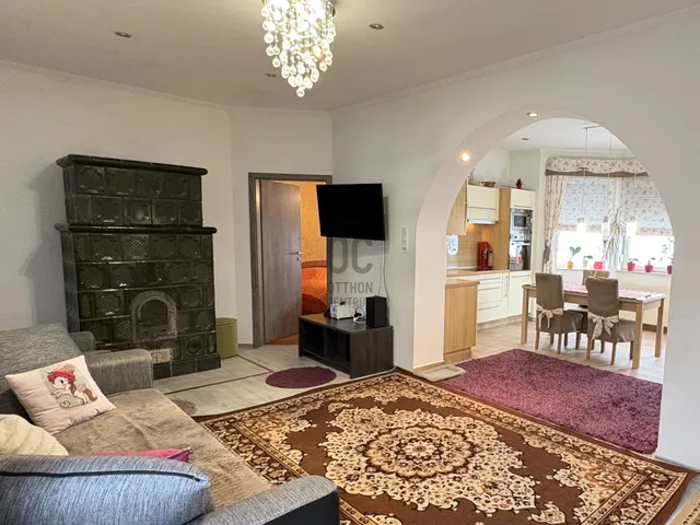 Eladó ház Pér 110 nm