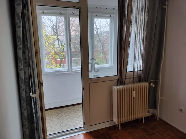 Eladó lakás Győr, Adyváros 47 nm