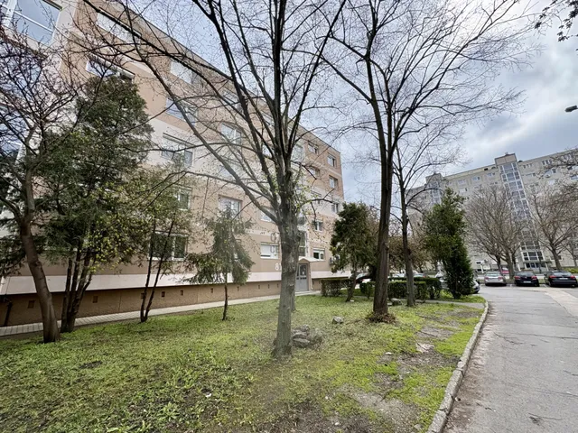 Eladó lakás Győr, Adyváros 47 nm