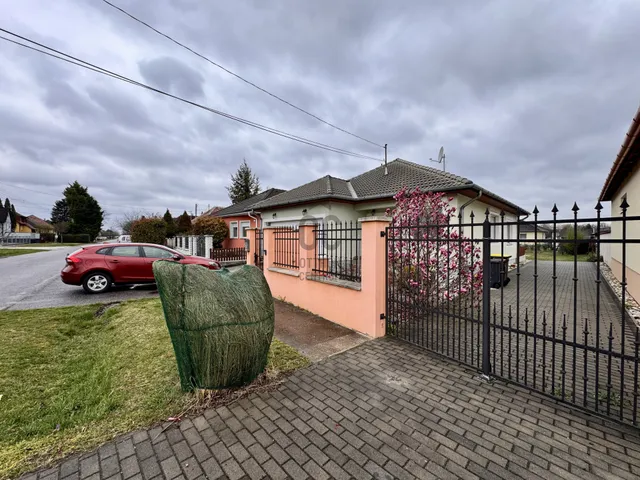 Eladó ház Győr, Győrszentiván 116 nm