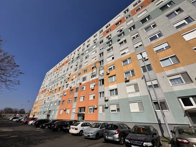 Eladó lakás Győr, Adyváros 62 nm