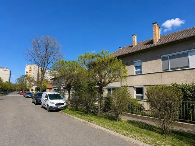 Eladó lakás Győr, Nádorváros 68 nm