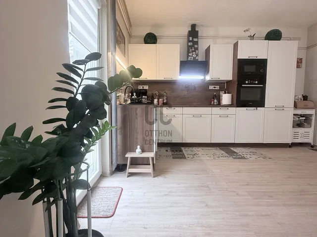 Eladó ház Bakonyszentlászló 103 nm