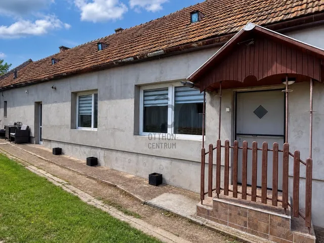 Eladó ház Bakonyszentlászló 103 nm