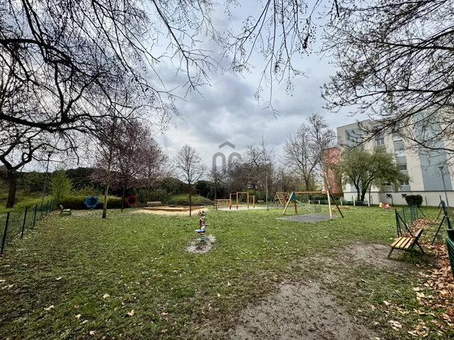 Eladó lakás Győr, Nádorváros 49 nm