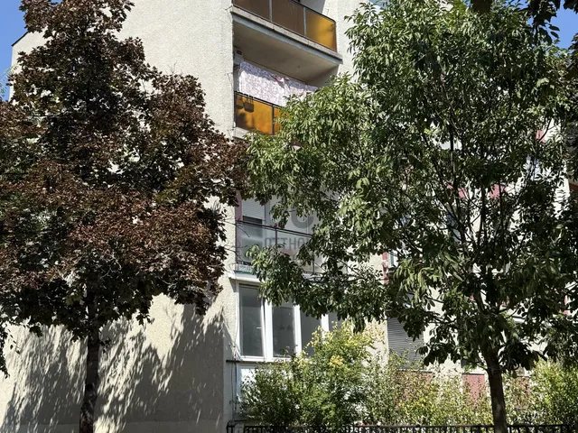 Eladó lakás Győr, Nádorváros 62 nm
