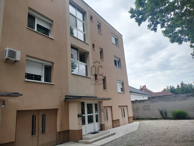 Eladó lakás Győr, Nádorváros 72 nm