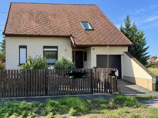 Eladó ház Győr, Bácsa 145 nm
