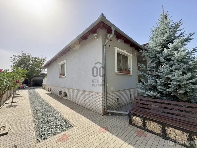 Eladó ház Győr 260 nm