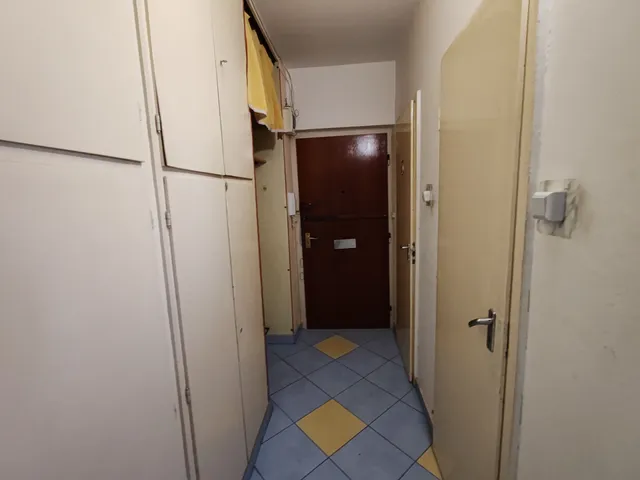 Eladó lakás Győr, Adyváros 53 nm