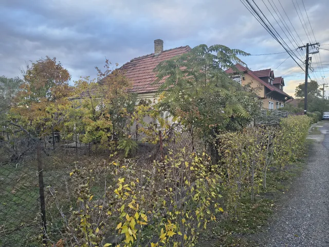 Eladó telek Győr, Kisbácsa 699 nm