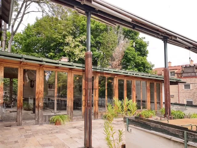 Eladó ház Szentendre, Belváros 385 nm