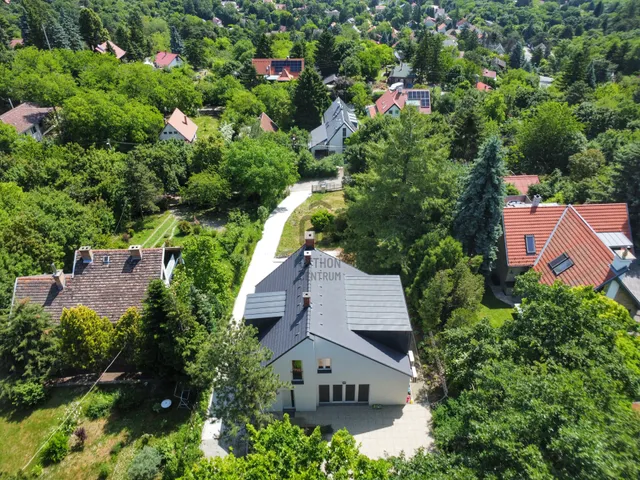 Eladó ház Leányfalu 180 nm