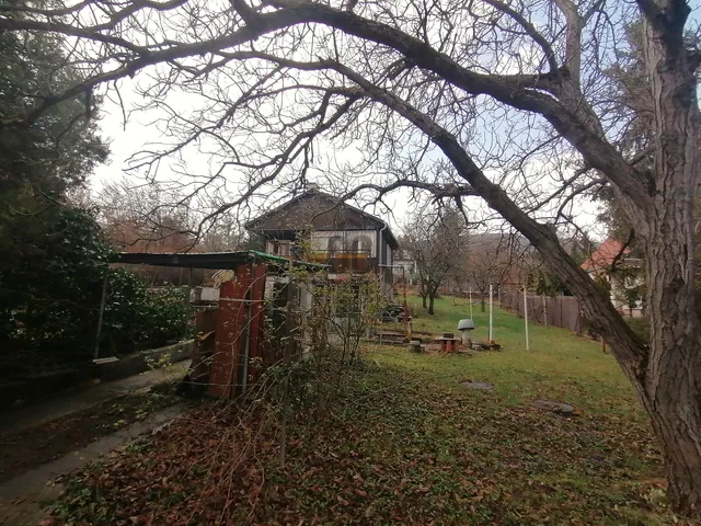 Eladó telek Szentendre 807 nm