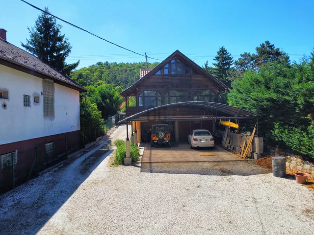 Eladó ház Leányfalu 900 nm