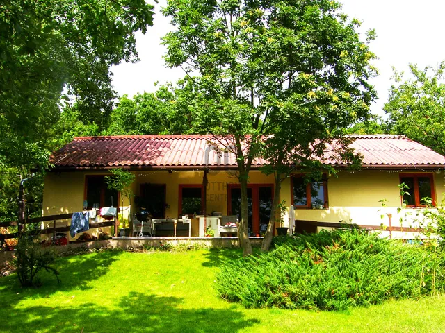 Eladó üdülő és hétvégi ház Szentendre, Sztaravoda 61 nm
