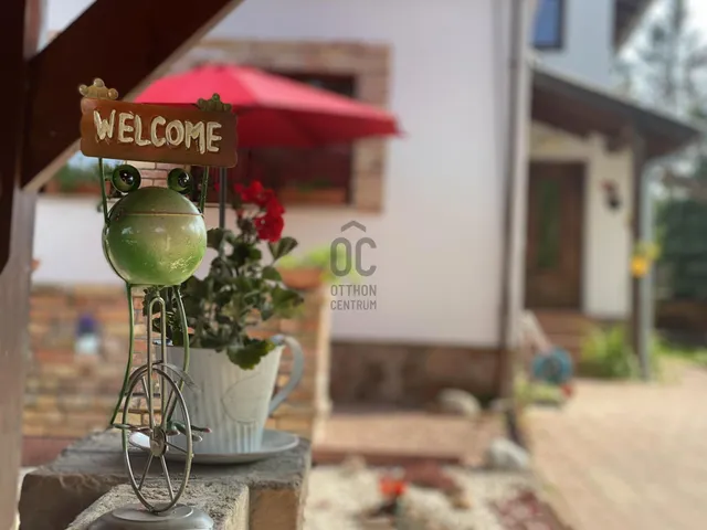 Eladó lakás Szigetmonostor, Horány 50 nm