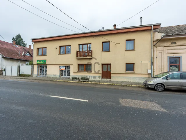 Eladó kereskedelmi és ipari ingatlan Piliscsaba 250 nm