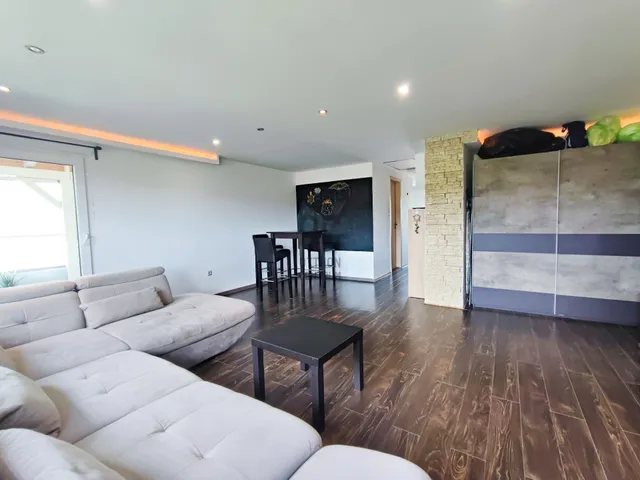 Eladó lakás Budakalász 60 nm