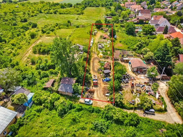 Eladó telek Pomáz 2042 nm