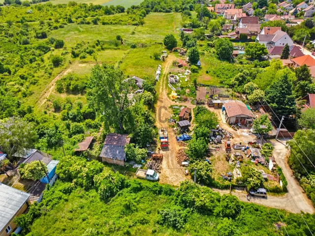 Eladó telek Pomáz 2042 nm