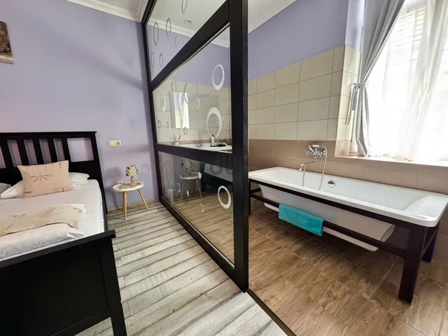 Eladó kereskedelmi és ipari ingatlan Szentendre, Belváros 161 nm