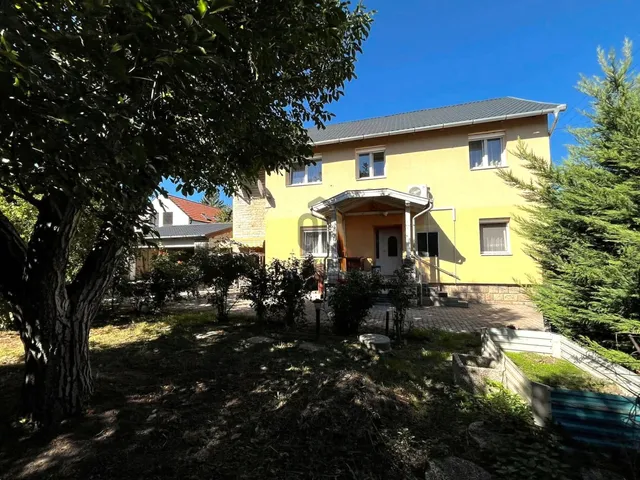 Kiadó ház Pilisvörösvár 163 nm
