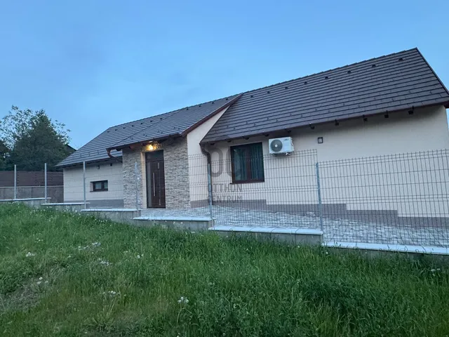 Eladó ház Bogács 106 nm