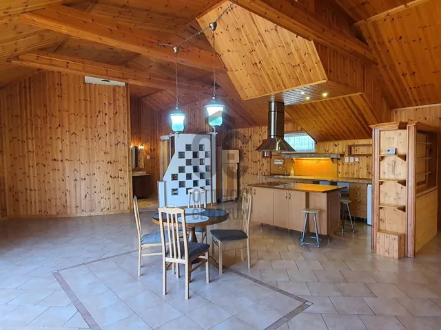 Kiadó ház Érd, Ófalu 110 nm