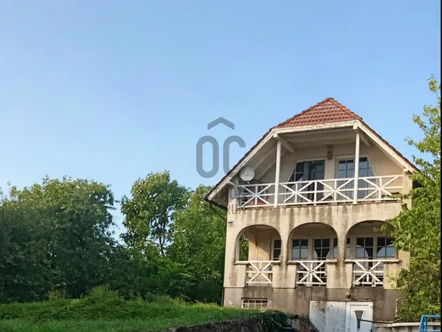 Eladó ház Érd, Bécsi hegy 244 nm