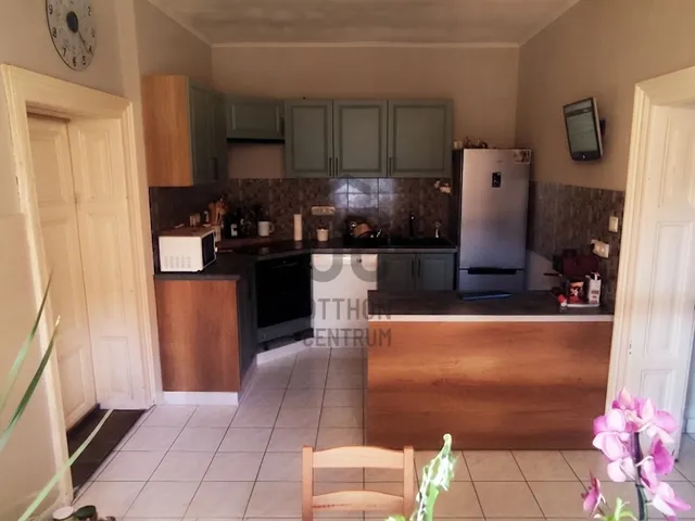 Eladó ház Sóskút 165 nm