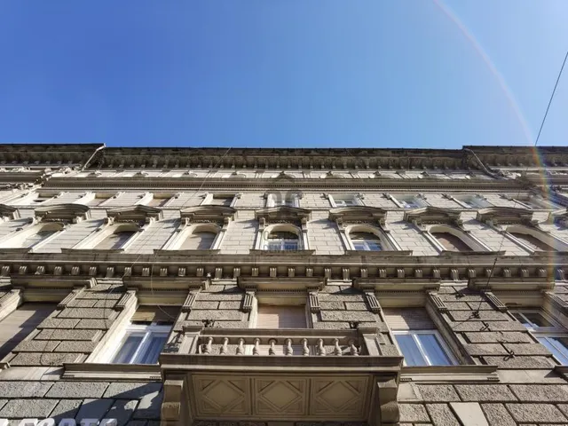 Eladó lakás Budapest VI. kerület 74 nm